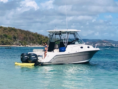 Robalo 305 W/A 2007  **SOLD**